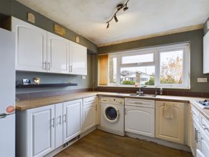 Kitchen- click for photo gallery